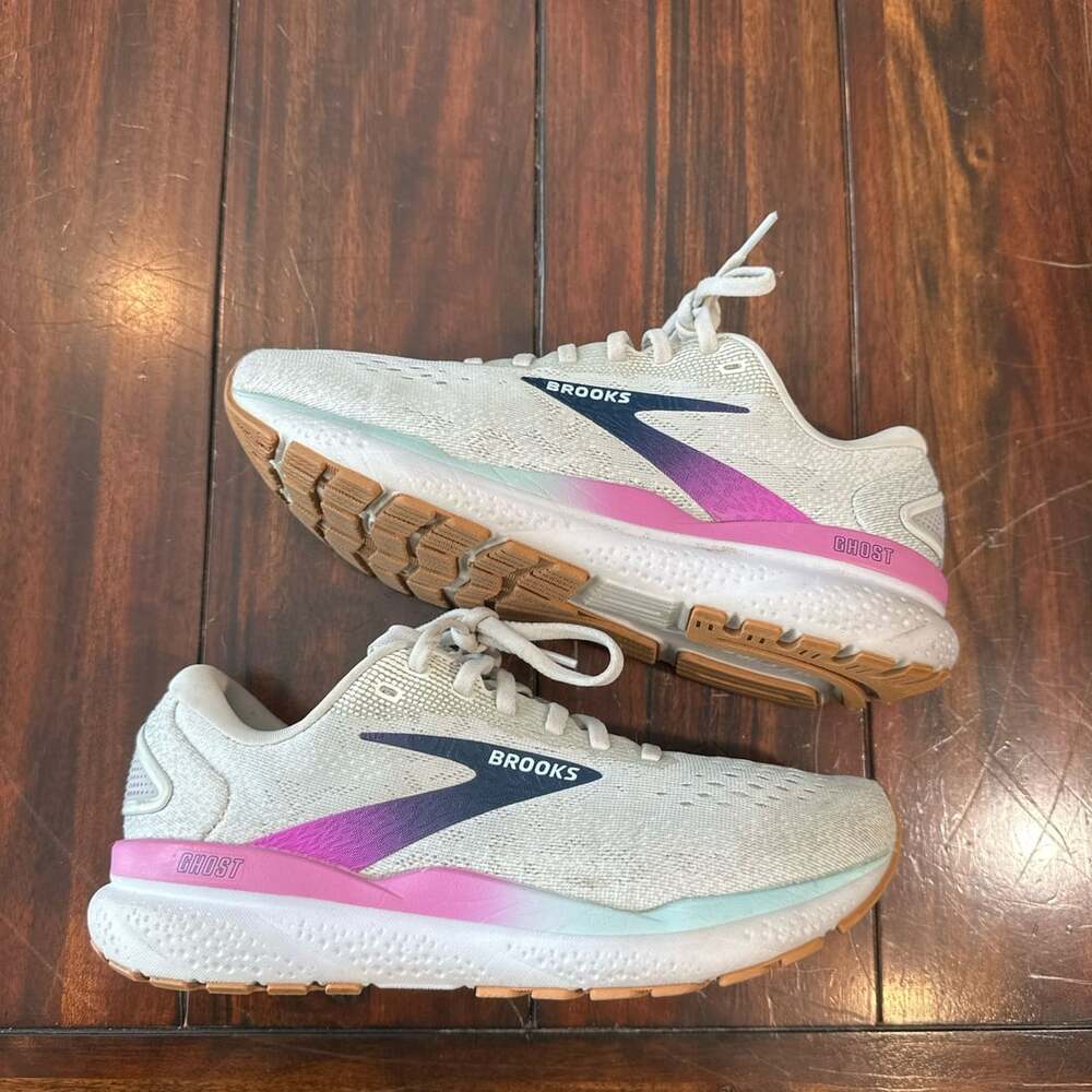 Brooks 2023 Women's Ghost 16 Neutral Running Shoe